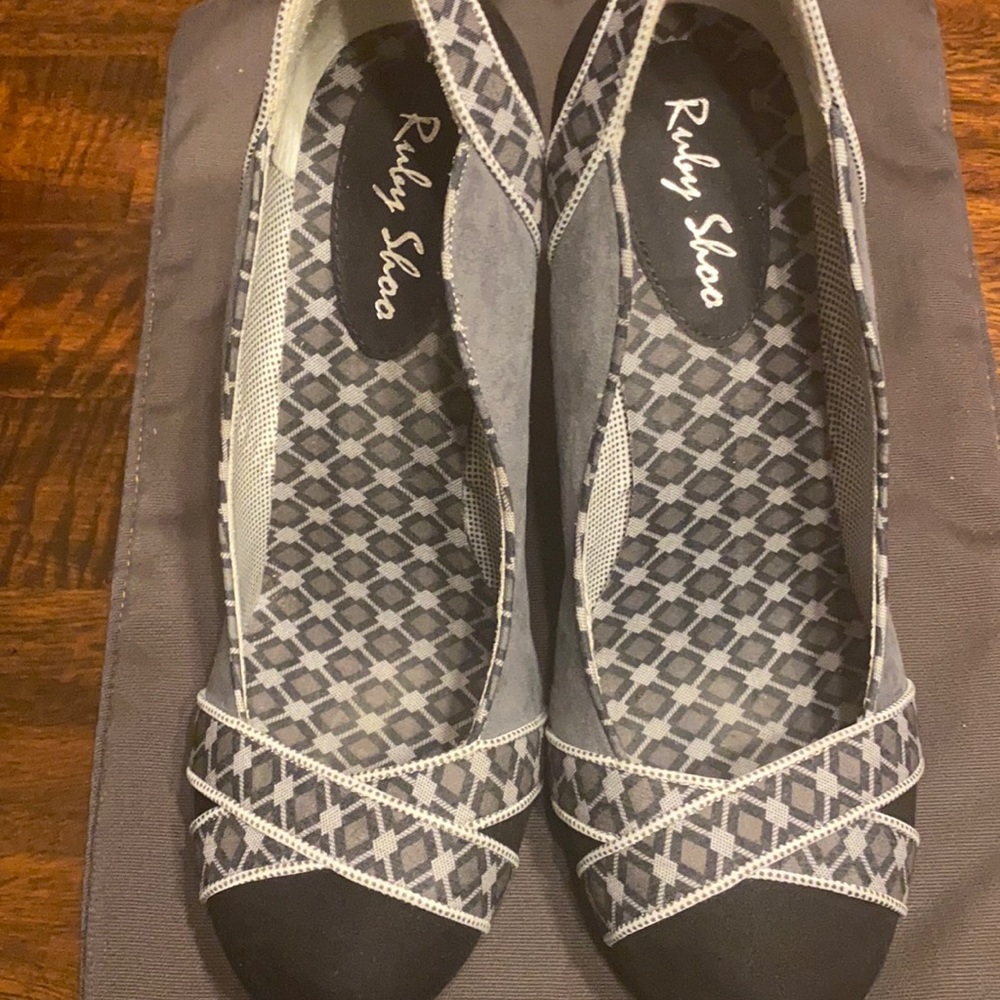 Women’s Shoes